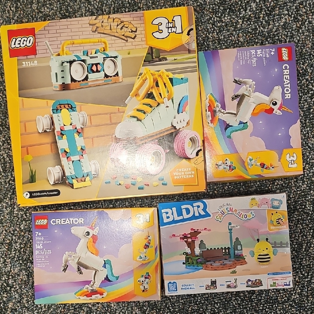 LEGO Creator 3-in-1 Rainbow Skate Set